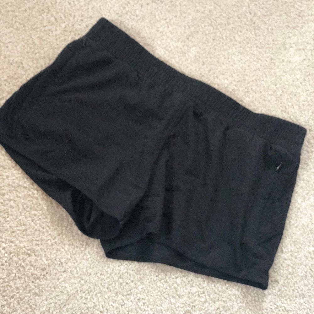 Black Fabletics active shorts